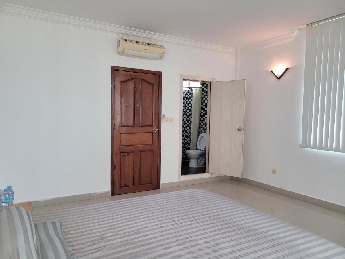Yana House Phnom Penh Hotel Luaran gambar